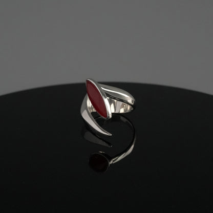 Edgeleaf Ruby Ring